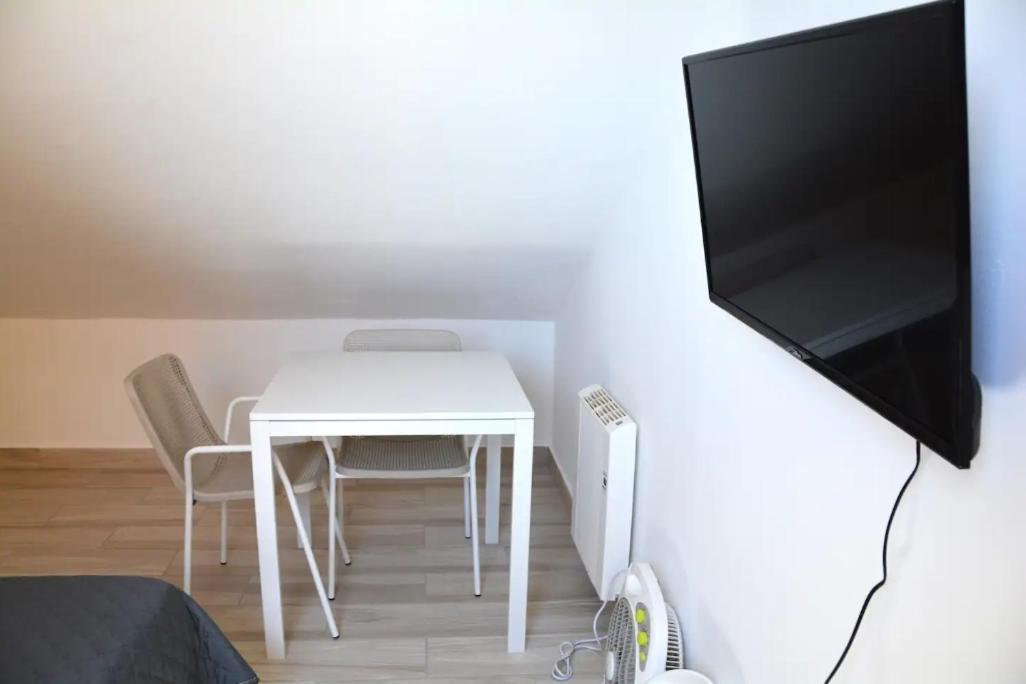 Blife Faro Beach Hostel & Rooms Экстерьер фото