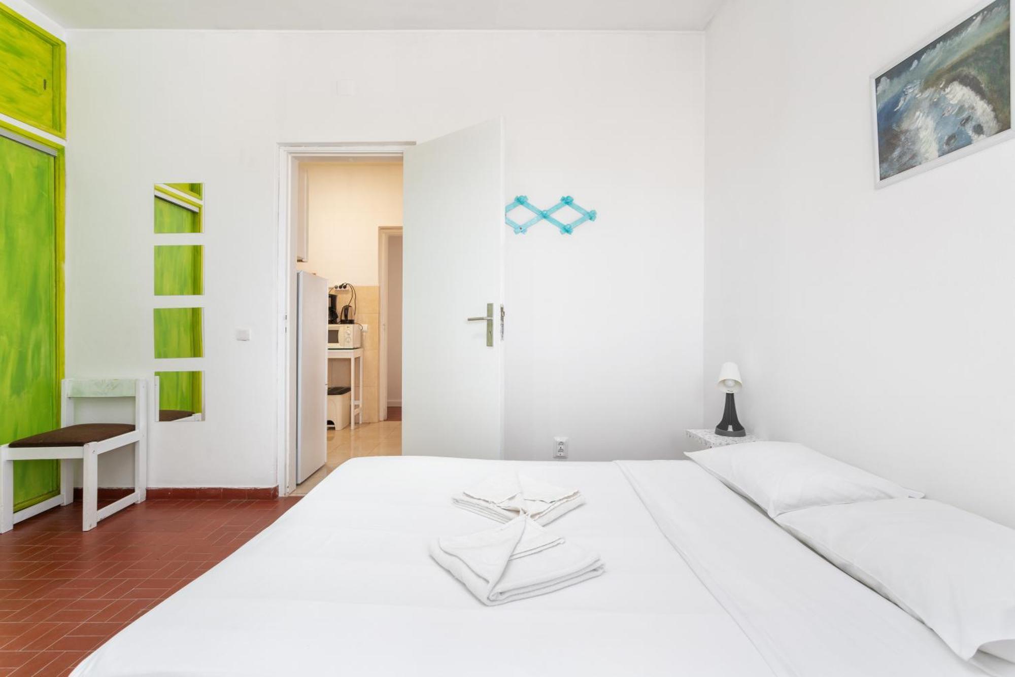 Blife Faro Beach Hostel & Rooms Экстерьер фото