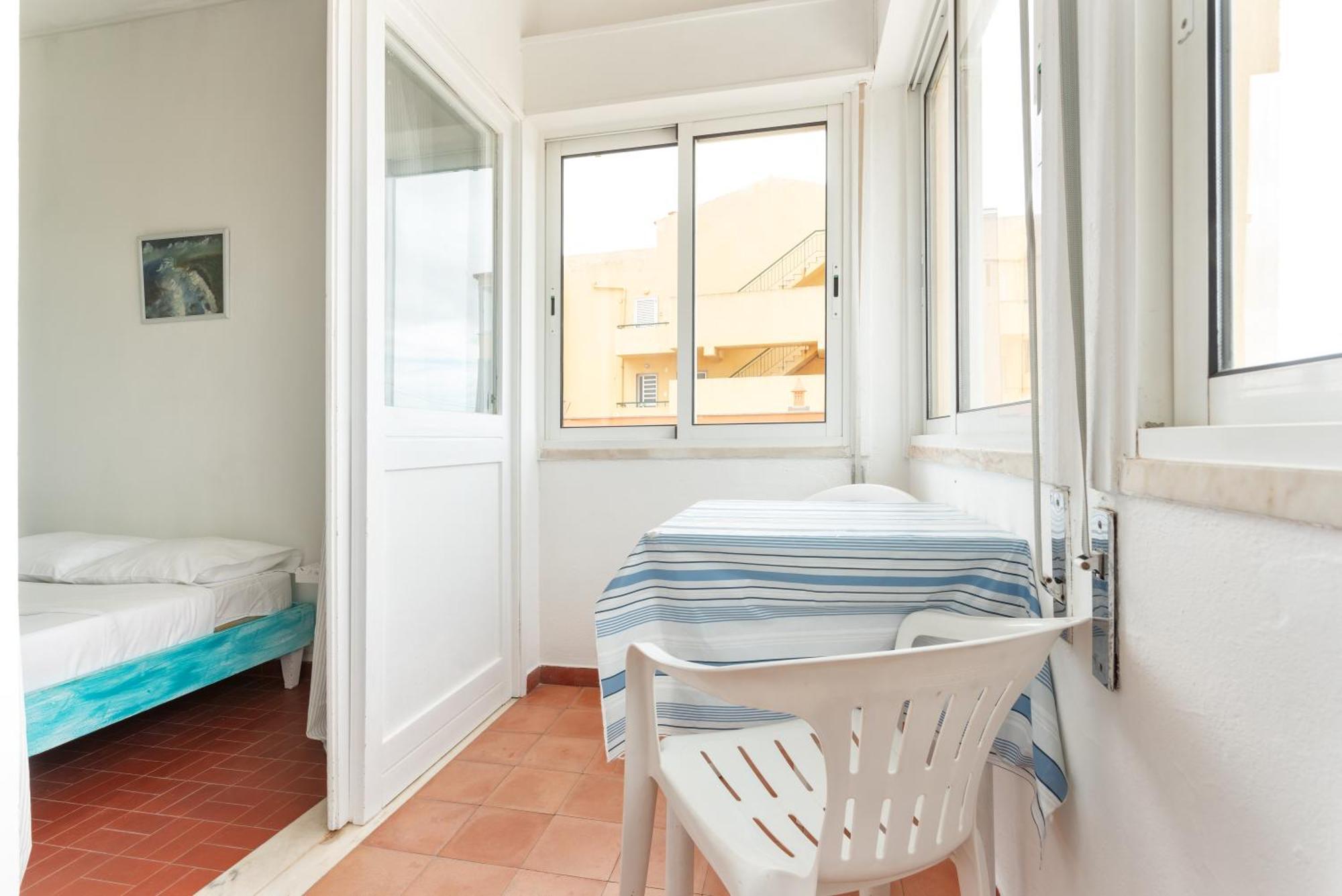 Blife Faro Beach Hostel & Rooms Экстерьер фото