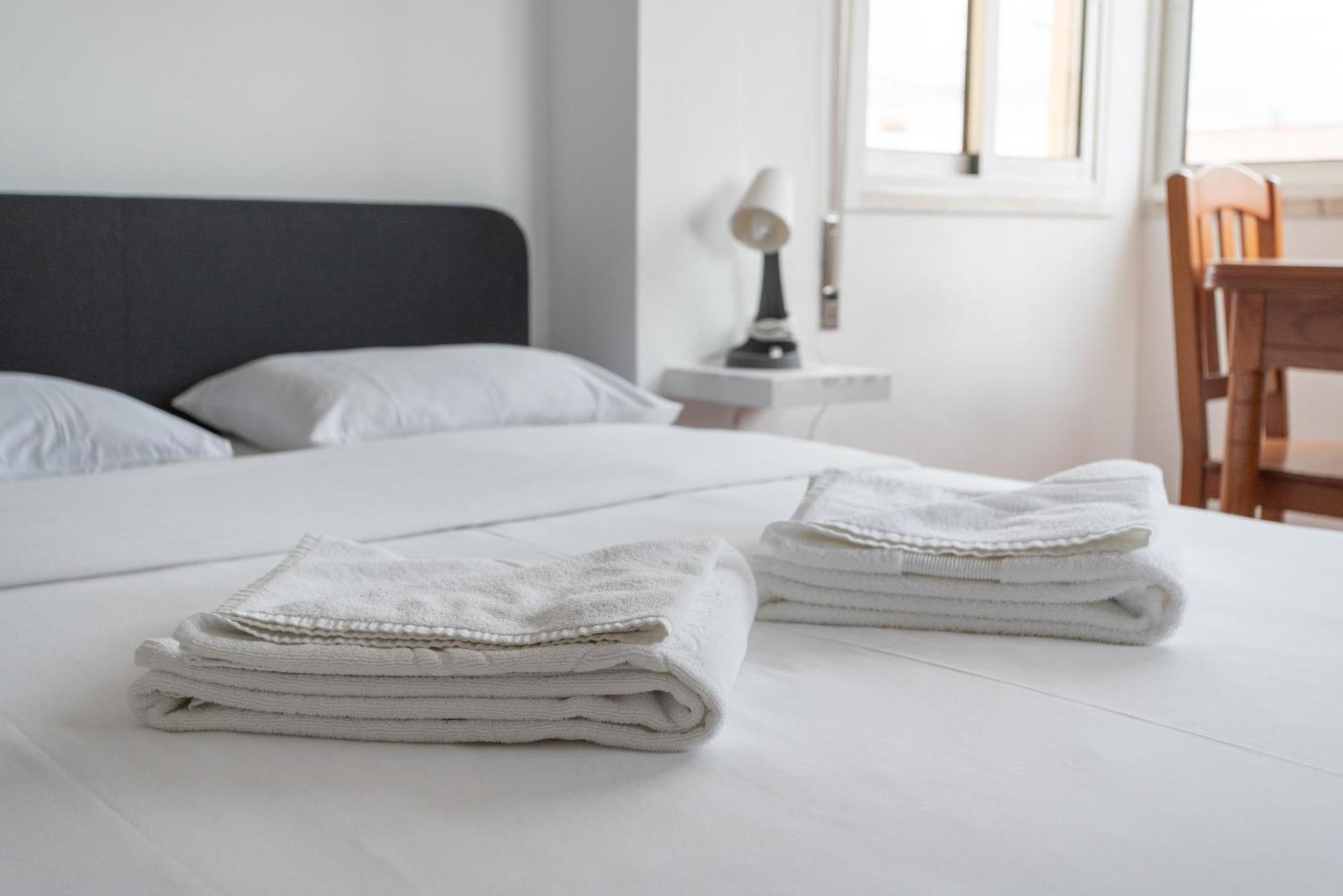 Blife Faro Beach Hostel & Rooms Экстерьер фото